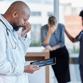 Advogado para dentistas, enfermeiros, psicólogos e fisioterapeutas em processos no conselho